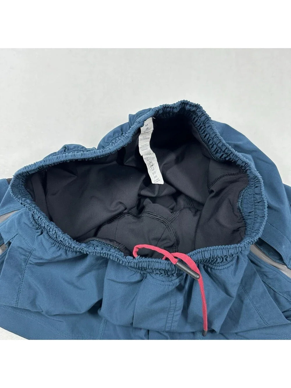 Lululemon Men's Pace Breaker Short 9'' Liner Turquoise Size M
